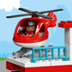 Zestaw klocków LEGO DUPLO Town Remiza strażacka i helikopter 117 elementów (10970) - obraz 7