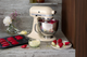 KitchenAid Artisan MINI 5KSM3311XEAAC Mikser stojący z kremową blokadą przechyłu - obraz 7