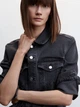 Джинсовая куртка женская Mango Trucker 47083771-TN S Черная (8445922065447) - изображение 4