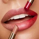 Кремовая помада KIKO Milano A Holiday Fable Creamy Magic Lipstylo 04 lady in red, 0.78 г - изображение 4