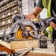 Пила дискова акумуляторна безщіткова DeWalt DCS577N без акумулятора та зарядного пристрою - зображення 5