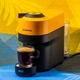 Капсульная кофемашина Nespresso Vertuo Pop MANGO YELLOW XN920110, оранжевая и дегустационный набор 12 кофе (капсул) - изображение 5