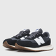 Buty sportowe damskie na platformie do kostki New Balance 237 GS237PF 38.5 25.1 cm Czarne (5904862457505) - obraz 2