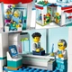 Конструктор LEGO City Лікарня 816 деталей (60330) - зображення 7