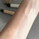 Сияющая крем-база для макияжа MUA Makeup Academy Prism Strobe Cream - Golden Ray 20 мл. Золотистый - изображение 4