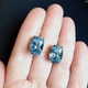 Позолоченные серьги Hand Made с кристаллами Swarovski голубого оттенка - изображение 3