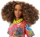 Лялька Barbie "Модниця" в яскравій сукні-футболці HJT00 - изображение 3