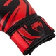 Боксерские перчатки Venum Challenger 3.0 Boxing Gloves Black Red (VENUM-03525-100-12oz) - изображение 3