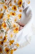 Пеленка муслиновая бамбуковая Kiddie Widdie Желтая ромашка 120х120 см - изображение 4