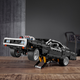 Zestaw klocków LEGO Technic Dom's Dodge Charger 1077 elementów (42111) - obraz 6