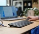 Компактна бездротова (Bluetooth та 2,4G) акумуляторна клавіатура TRUST LYRA - iOS, iPadOs, MacOS, Android Blue УКР/АНГЛ (TR25095) - зображення 6