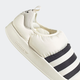 Чоловічі сліпони adidas Puffylette GY1593 39.5 (6UK) 24.5 см Owhite/CЧорні/Owhite (4065426931396) - зображення 8