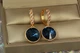 Сережки Xuping Jewelry підвіски великий камінь у обідку темно-сині хамелеони 3 см золотисті - зображення 2