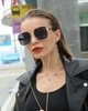 Сонцезахисні окуляри No Brand з ланцюжком Beauty чорні із золотом - зображення 3
