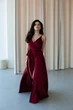 Ошатна довга сукня JadFashion M бордовий 43285470 - зображення 3