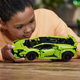 Zestaw klocków LEGO Technic Lamborghini Huracán Tecnica 806 elementów (42161) - obraz 4