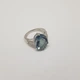 Срібна каблучка з натуральним флюоритом 10.18ct, топазом білим, вага виробу 5,97 гр (2121626) - зображення 3