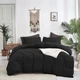 Комплект постельного белья Эней-Плюс Двуспальный 175x210 см Luxe-0025 черный Microfiber (4820001412222) - изображение 1