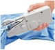 Швейная машинка ручная Singer Handy Stitch 1043SHSSHMSHNK (SN9QI13517) - изображение 1