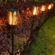 Водонепроницаемые уличные 12 LED фонари "Факел" на солнечной батарее с мерцающим пламенем и автоматическим включением / выключением для сада и ландшафтного дизайна, 4 штуки - изображение 9