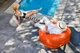 Надувне крісло Fatboy Lamzac O 3.0 Tulip Orange - зображення 2