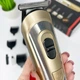 Машинка для стрижки Geemy GM-6112 Бронзовая машинка для бороды, триммер для тела на аккумуляторе (1010110-Bronze) - изображение 5