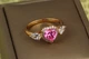 Кольцо Xuping Jewelry Купидон с розовым камнем р 19 золотистое - изображение 2