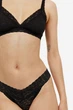 Трусики-стринги из кружева для женщины H&M 0952765001 L Черный - изображение 2