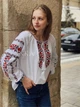 Женская вышиванка украинская на белом домотканом полотне с красными цветами "Божена" 12071-60 (3XL) - изображение 4