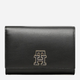 Гаманець жіночий шкіряний Tommy Hilfiger Th Chic Med Flap Wallet AW0AW14887 Black (8720644243992) - зображення 1