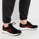 Buty do biegania męskie z amortyzacją ASICS Gel-Contend 8 1011B492-004 42.5 (9US) 27 cm Czarny/Czerwony (4550455595829) - obraz 2