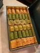 Турецкая баклава с фисташками микс Karakoy Gulluoglu 500 г - изображение 1
