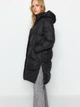 Куртка зимняя длинная женская Trendyol TWOAW24MO00120 XS Черная (8683048833292) - изображение 3
