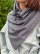 Шарф My Scarf двухсторонний, абстрактный серый унисекс с пуговицей-застежкой - изображение 3