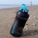 Шейкер BlenderBottle SportMixer с шариком 590 мл Черно-голубой (SM 20oz Black/Teal) - изображение 8
