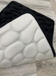 Килимок для ванної YourFind Stone PREMIUM з ефектом пам'яті, антиковзкий,водопоглинаючий 80*50 см Чорний - зображення 3