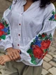 Офисная женская вышиванка цветочная "Аделина" белая блуза бохо с яркими цветами на лен-бавовне 12504-44 (M) - изображение 2