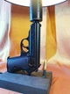 Настільна лампа Пістолет Walther PPK з глушником - зображення 3