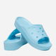 Klapki damskie Crocs Classic Platform Slide W CR208180-ARTC 39-40 (W9) 25 cm Jasnogranatowe (196265299256) - obraz 2