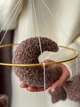 Детский мобиль на кроватку для младенцев ручной работы WooolyWool «Звезды беж» - изображение 7