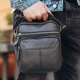 Мужской кожаный мессенджер через плечо черный Tiding Bag A25F-1519A - изображение 1