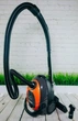 Контейнерний циклонний пилосос Grunhelm GVC8208, 1600 Вт, HEPA, 2 л, чорний/помаранчевий - зображення 6