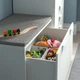 Лава з відділенням для іграшок IKEA СМОСТАД, білий, білий, 90x52x48 см, 193.891.52 - зображення 9