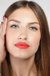 Матовая жидкая помада MATTE LIQUID LIPCOLOR - XTRA LONG LASTING №28 Lavish Care, 6 мл - изображение 4