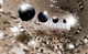 Флизелиновые фотообои 254x184 см 3D черные шары в тоннеле из пазл (10233V4)+клей - изображение 2