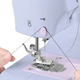 Электрическая швейная машинка Sewing Machine 505 портативная 12 программ строчки с подсветкой реверсом педалью Белая - изображение 6