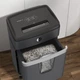 Уничтожитель документов шредер HP Pro Shredder 18CC A4 80gх18 листов/4x35/25 л Черный (2813) - изображение 8