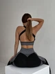 Спортивный женский костюм Honeycomb для фитнеса и тренировок 3 в 1 (топ + рашгард + леггинсы) Бесшовный Соты XL Черно-серый (F03XL) - изображение 4