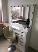 Гримерный стіл візажиста на 2 тумби з підсвічуванням і склом на стільниці - зображення 1