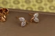 Серьги гвоздики Xuping Jewelry листики с родием 8 мм золотистые - изображение 2